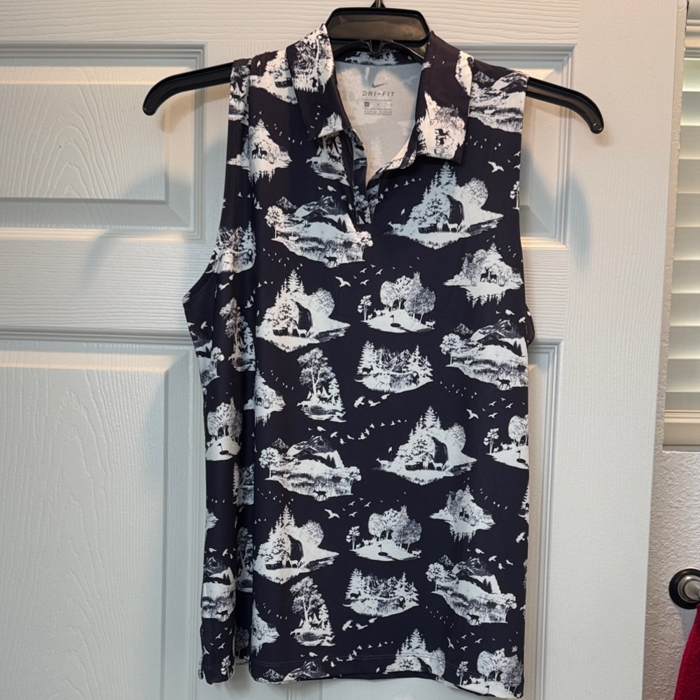 Nike Navy and Women’s Dry Fit Golf Polo Women’s Large
